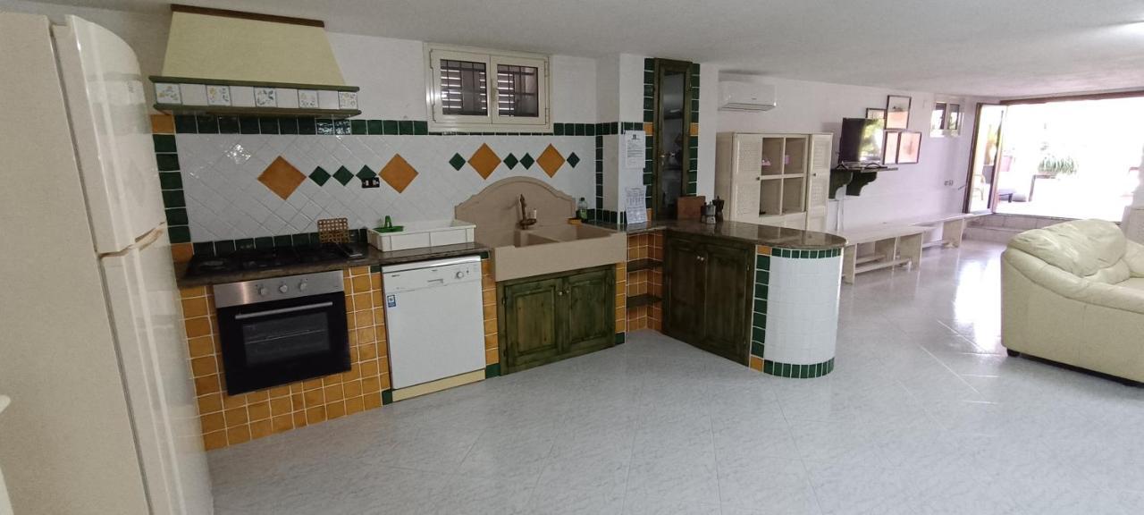 Orosei Re - Villa Aurora Rimedia A 50 Metri Dal Mare Bagian luar foto