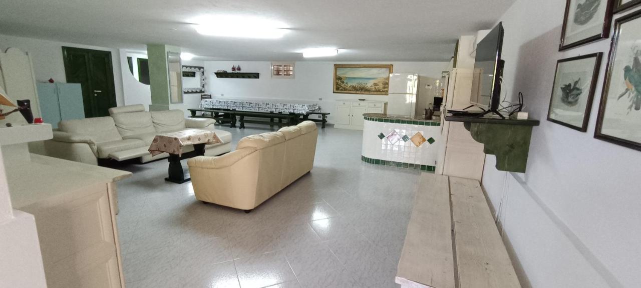 Orosei Re - Villa Aurora Rimedia A 50 Metri Dal Mare Bagian luar foto